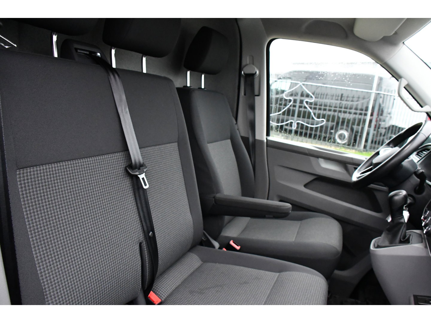 Volkswagen Transporter 2.0 TDI L2H1 30 PB Edition Highline Adaptieve Cruise, LED, Sensoren, Carplay, 150PK, Automaat, LED, Standkachel, NAVI, UNIEK!
