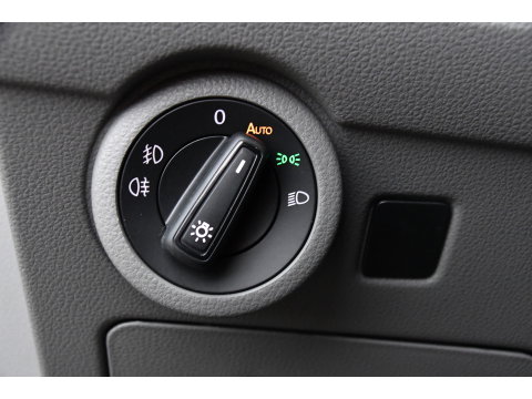 Volkswagen Transporter 2.0 TDI L2H1 30 PB Edition Highline Adaptieve Cruise, LED, Sensoren, Carplay, 150PK, Automaat, LED, Standkachel, NAVI, UNIEK!