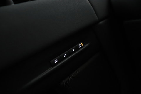 Land Rover Range Rover Evoque P270e PHEV Dynamic SE | Black Pack | Schuif/kanteldak | Trekhaak | ACC | 360° Camera