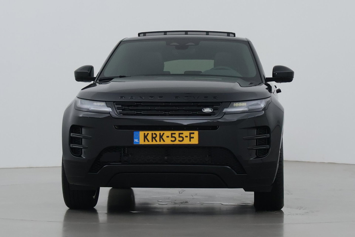 Land Rover Range Rover Evoque P270e PHEV Dynamic SE | Black Pack | Schuif/kanteldak | Trekhaak | ACC | 360° Camera