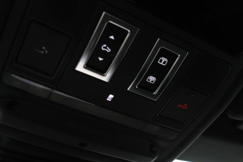 Land Rover Range Rover Evoque P270e PHEV Dynamic SE | Black Pack | Schuif/kanteldak | Trekhaak | ACC | 360° Camera