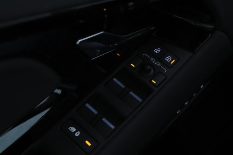 Land Rover Range Rover Evoque P270e PHEV Dynamic SE | Black Pack | Schuif/kanteldak | Trekhaak | ACC | 360° Camera