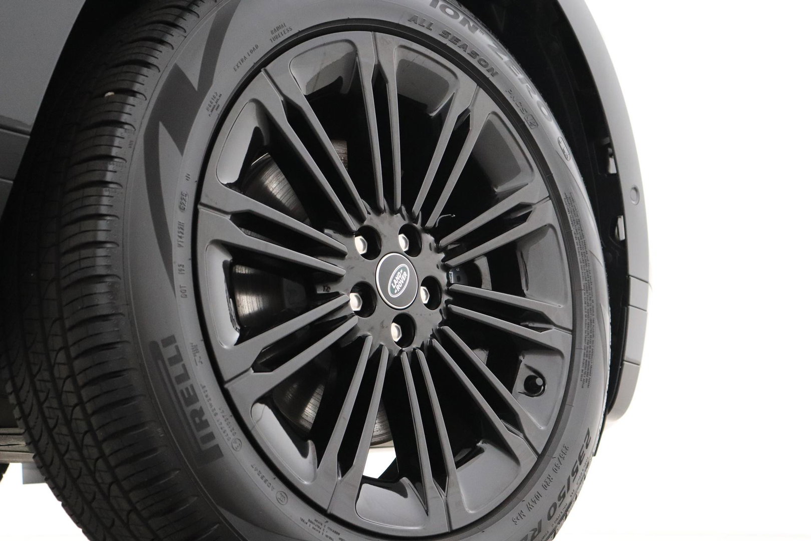 Land Rover Range Rover Evoque P270e PHEV Dynamic SE | Black Pack | Schuif/kanteldak | Trekhaak | ACC | 360° Camera