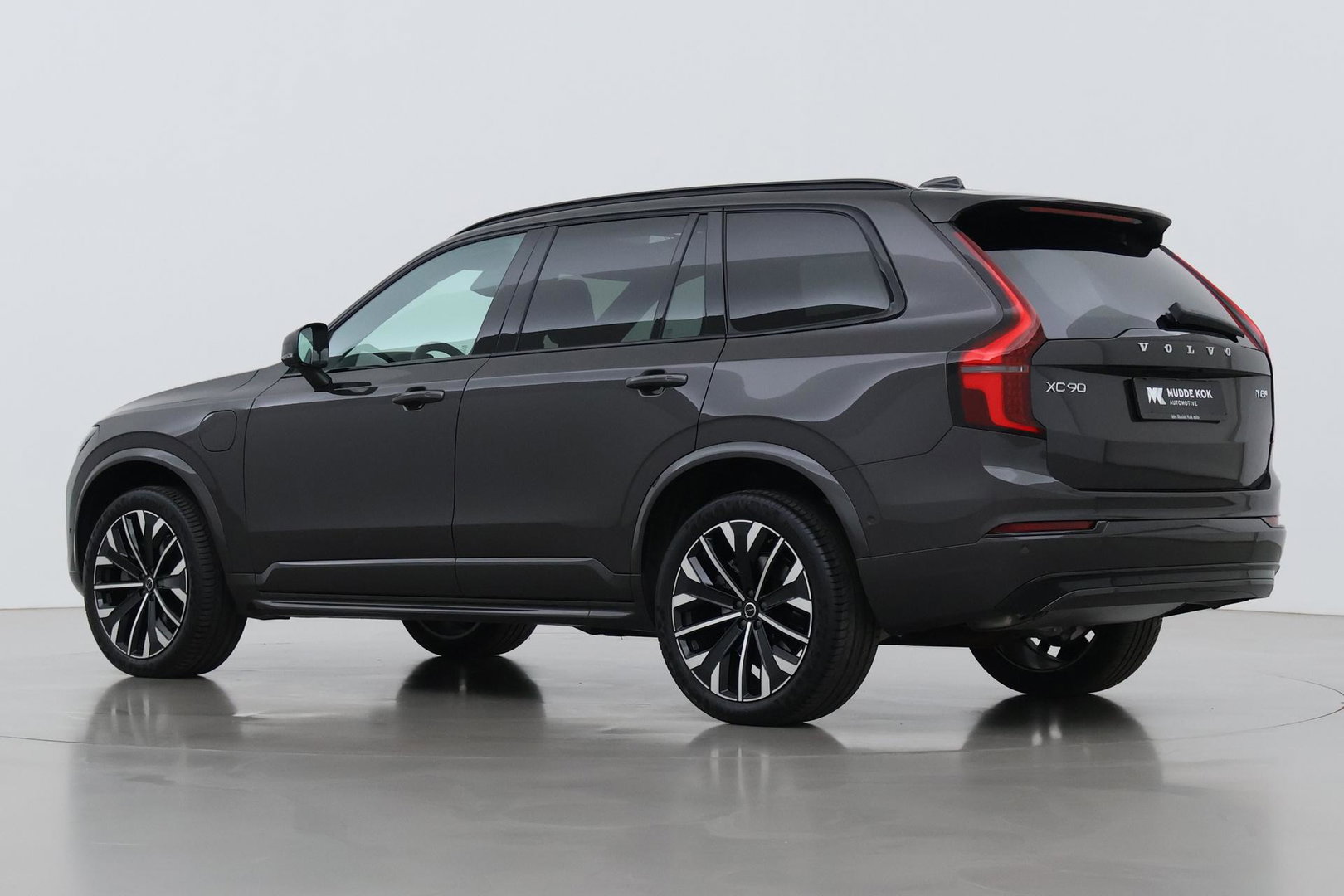 Volvo XC90 T8 Ultra Dark | Bowers&Wilkins | Massage | Panoramadak | 360° Camera | Head-Up | Stoelventilatie | ACC