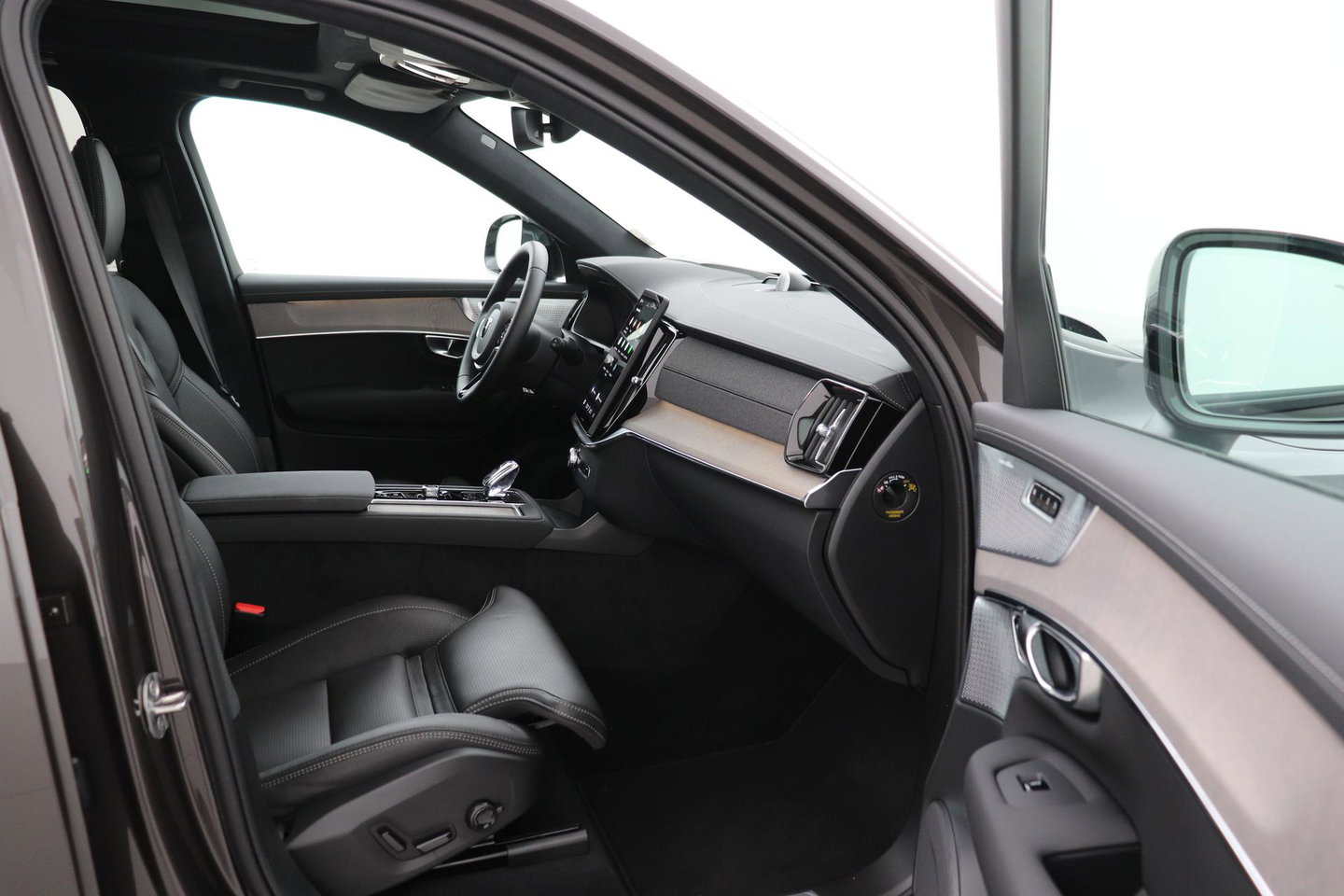 Volvo XC90 T8 Ultra Dark | Bowers&Wilkins | Massage | Panoramadak | 360° Camera | Head-Up | Stoelventilatie | ACC