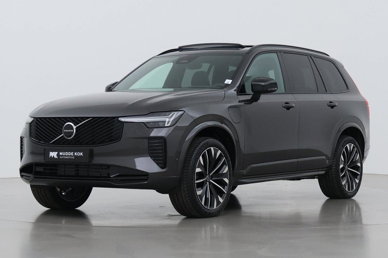 Volvo XC90 T8 Ultra Dark | Bowers&Wilkins | Massage | Panoramadak | 360° Camera | Head-Up | Stoelventilatie | ACC