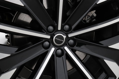 Volvo XC90 T8 Ultra Dark | Bowers&Wilkins | Massage | Panoramadak | 360° Camera | Head-Up | Stoelventilatie | ACC