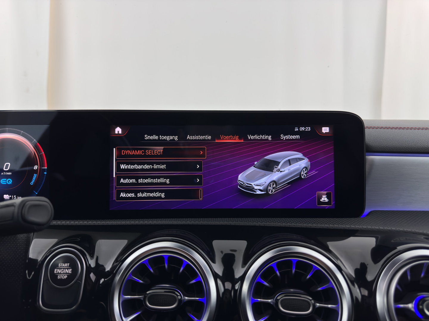 Mercedes-Benz CLA-Klasse Shooting Brake 250 e Business Solution AMG Limited (Plug-in) (INCL.BTW) Aut. *PANO | LEATHER-MICROFIBRE | MEMORY-PACK | MULTIBEAM-LED | BLIND-SPOT | HEATED-SPORTSEATS | AMBIENT-LIGHT | KEYLESS | DIGI-COCKPIT | DAB+ | NAVI-FULLMAP | CAMERA | PRIVACYGLAS