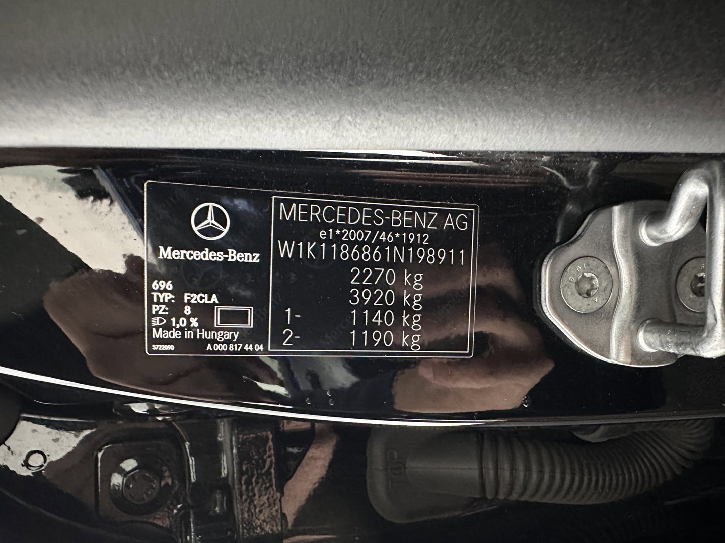 Mercedes-Benz CLA-Klasse Shooting Brake 250 e Business Solution AMG Limited (Plug-in) (INCL.BTW) Aut. *PANO | LEATHER-MICROFIBRE | MEMORY-PACK | MULTIBEAM-LED | BLIND-SPOT | HEATED-SPORTSEATS | AMBIENT-LIGHT | KEYLESS | DIGI-COCKPIT | DAB+ | NAVI-FULLMAP | CAMERA | PRIVACYGLAS
