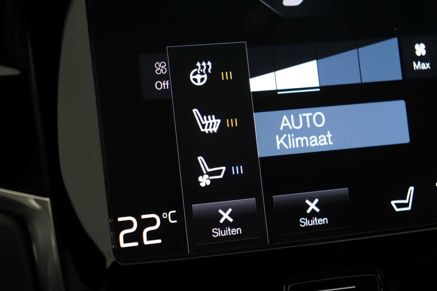 Volvo XC90 T8 Recharge R-Design | Luchtvering | Harman/Kardon | Stoelventilatie | Trekhaak | 22 inch