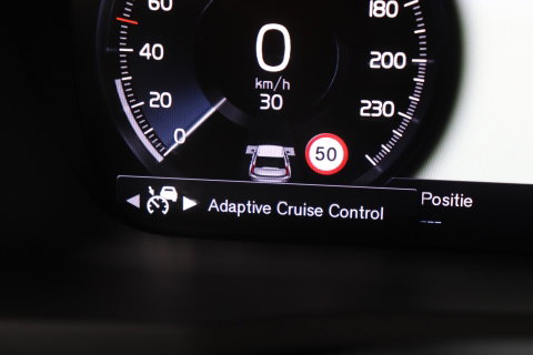 Volvo XC90 T8 Recharge R-Design | Luchtvering | Harman/Kardon | Stoelventilatie | Trekhaak | 22 inch