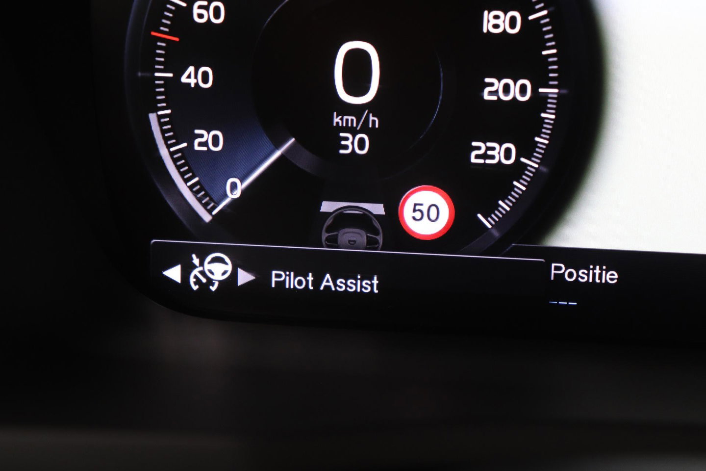 Volvo XC90 T8 Recharge R-Design | Luchtvering | Harman/Kardon | Stoelventilatie | Trekhaak | 22 inch