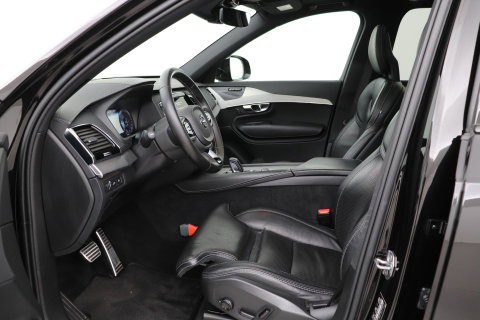 Volvo XC90 T8 Recharge R-Design | Luchtvering | Harman/Kardon | Stoelventilatie | Trekhaak | 22 inch