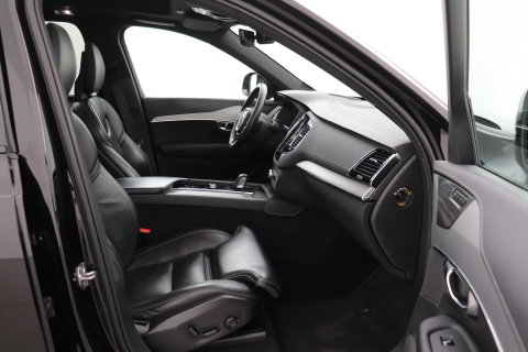 Volvo XC90 T8 Recharge R-Design | Luchtvering | Harman/Kardon | Stoelventilatie | Trekhaak | 22 inch