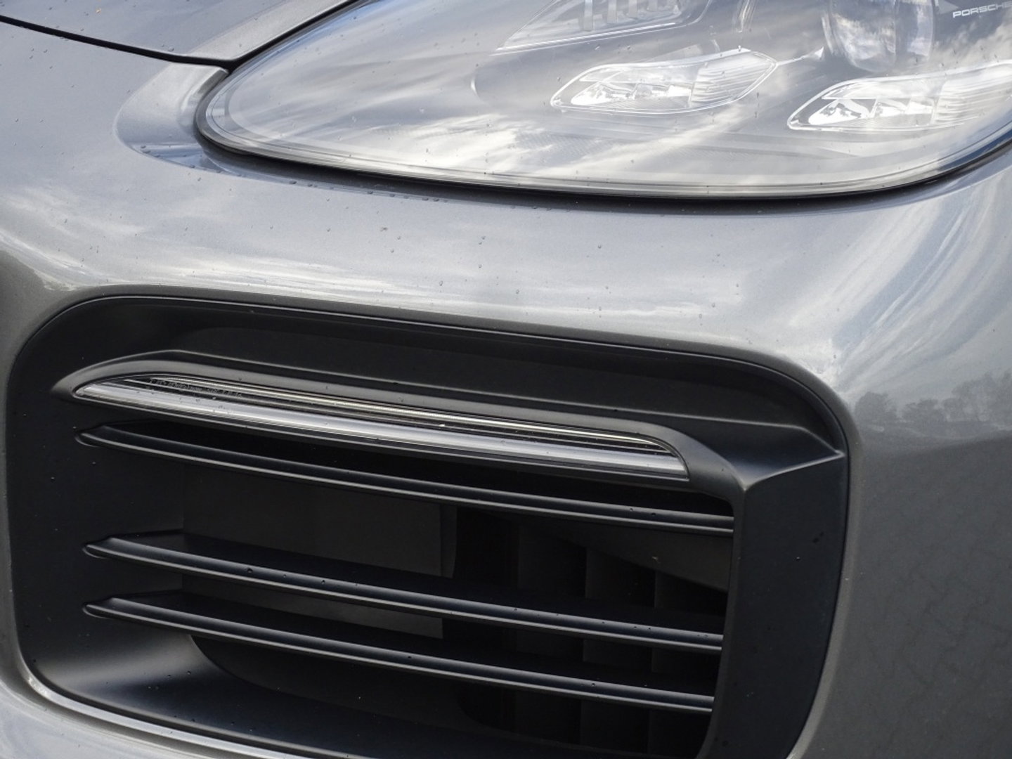Porsche Cayenne 3.0 E-Hybrid 462PK / sportDesign / softclose / Bose / BTW / 360°