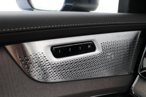 Volvo XC90 T8 Ultra Bright | Bowers&Wilkins | Panoramadak | 360° Camera | Massage | Head-Up | Stoelventilatie | ACC