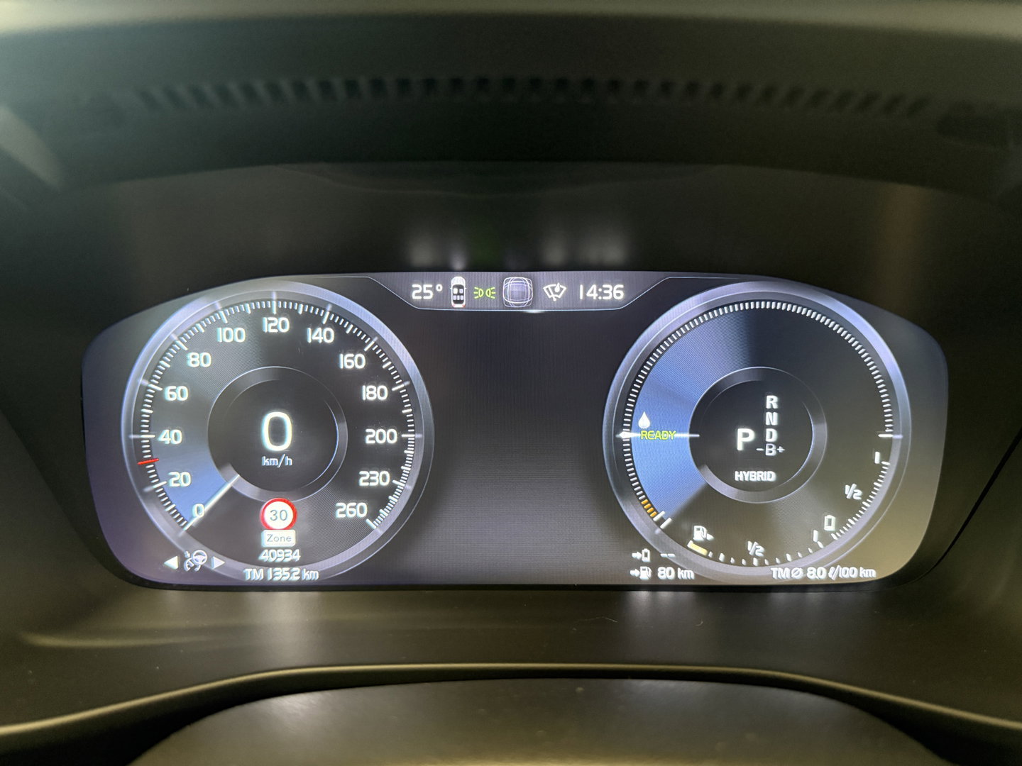 Volvo XC40 1.5 T5 Recharge Ultimate Bright ACC Elec. achterklep Harman/Kardon 24 Maanden garantie* (Vraag naar de voorwaarden)