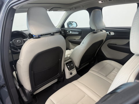 Volvo XC40 1.5 T5 Recharge Ultimate Bright ACC Elec. achterklep Harman/Kardon 24 Maanden garantie* (Vraag naar de voorwaarden)