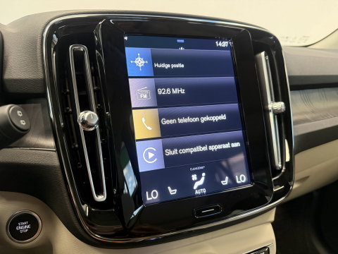 Volvo XC40 1.5 T5 Recharge Ultimate Bright ACC Elec. achterklep Harman/Kardon 24 Maanden garantie* (Vraag naar de voorwaarden)