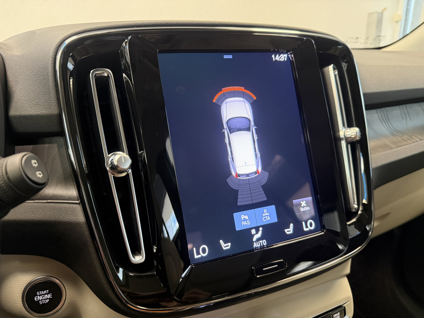 Volvo XC40 1.5 T5 Recharge Ultimate Bright ACC Elec. achterklep Harman/Kardon 24 Maanden garantie* (Vraag naar de voorwaarden)