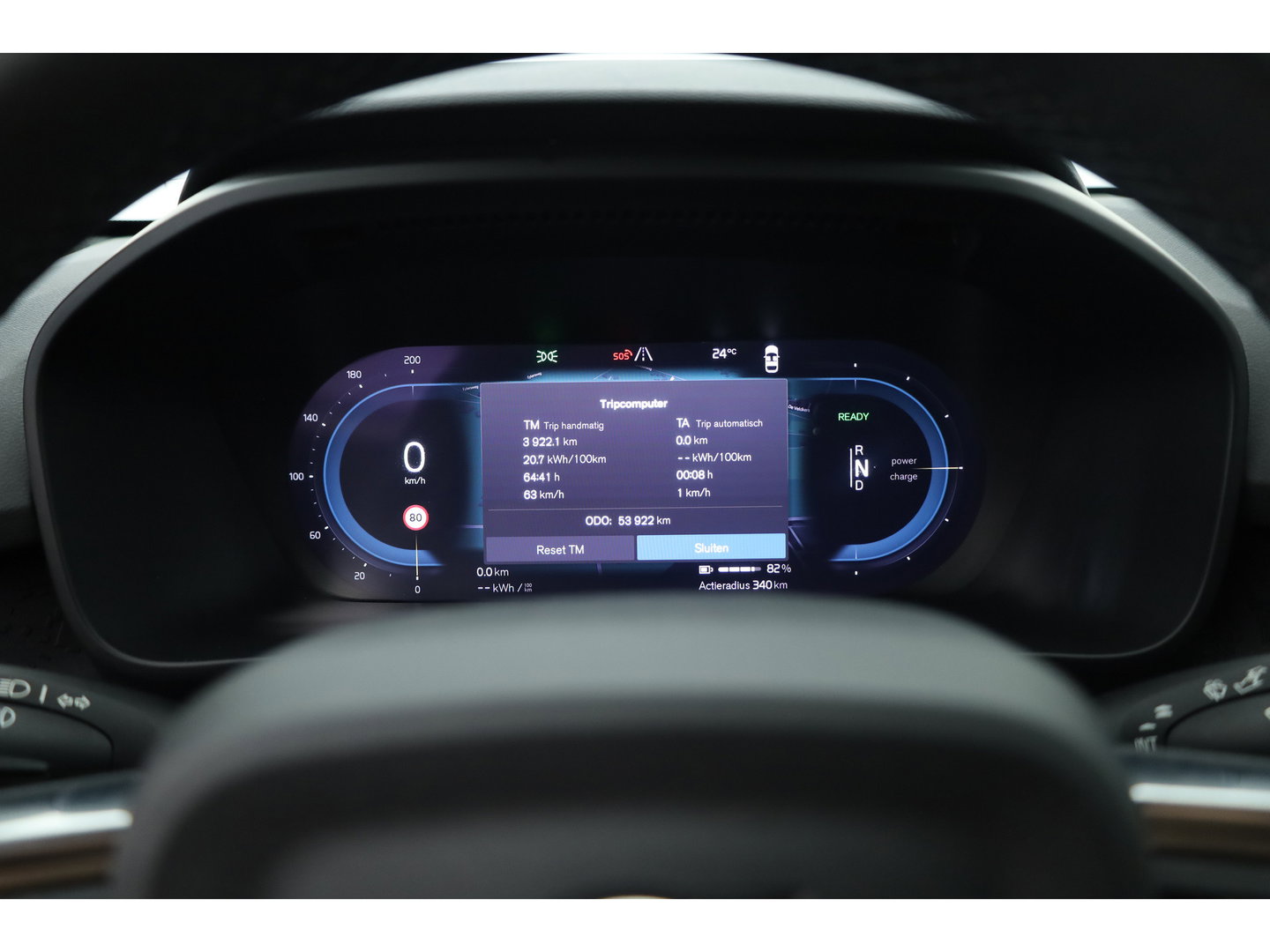Volvo XC40 Single Motor Extended Range Plus 82 kWh | Rijklaar! | Dig. Cockpit | Bliss | Pilot Assist | Stuur- Stoelverw. | Camera+PDC | Google | App.Connect | Elek. Klep | Led | LM V