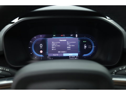 Volvo XC40 Single Motor Extended Range Plus 82 kWh | Rijklaar! | Dig. Cockpit | Bliss | Pilot Assist | Stuur- Stoelverw. | Camera+PDC | Google | App.Connect | Elek. Klep | Led | LM V
