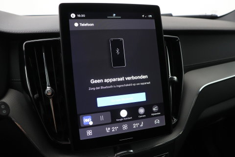 Volvo XC60 T6 Ultra Black Edition | Harman/Kardon | Panoramadak | ACC | Trekhaak | 360° Camera | Stoel+Stuurverwarming | 21 Inch