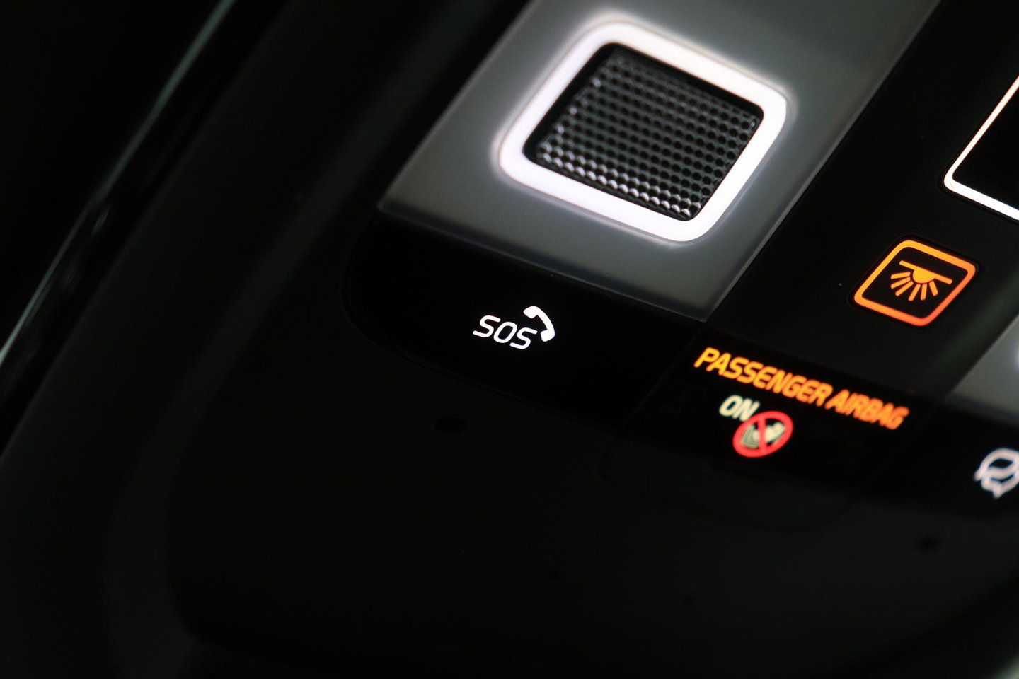 Volvo XC60 T6 Ultra Black Edition | Harman/Kardon | Panoramadak | ACC | Trekhaak | 360° Camera | Stoel+Stuurverwarming | 21 Inch