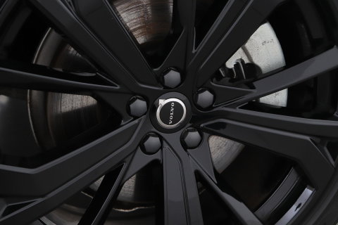 Volvo XC60 T6 Ultra Black Edition | Harman/Kardon | Panoramadak | ACC | Trekhaak | 360° Camera | Stoel+Stuurverwarming | 21 Inch