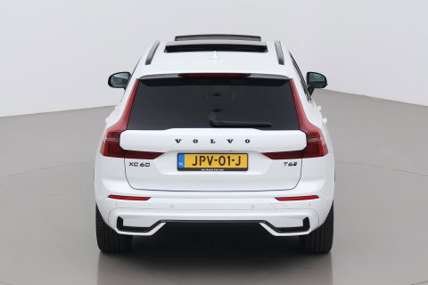 Volvo XC60 T6 Ultra Black Edition | Harman/Kardon | Panoramadak | ACC | Trekhaak | 360° Camera | Stoel+Stuurverwarming | 21 Inch