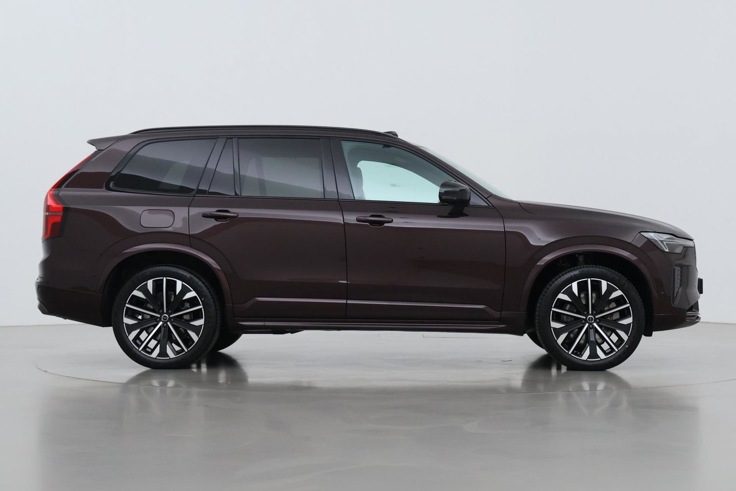 Volvo XC90 T8 Ultra Dark | Harman/Kardon | Trekhaak | Panoramadak | 360° Camera | Head-Up | Pilot Assist | 21 Inch