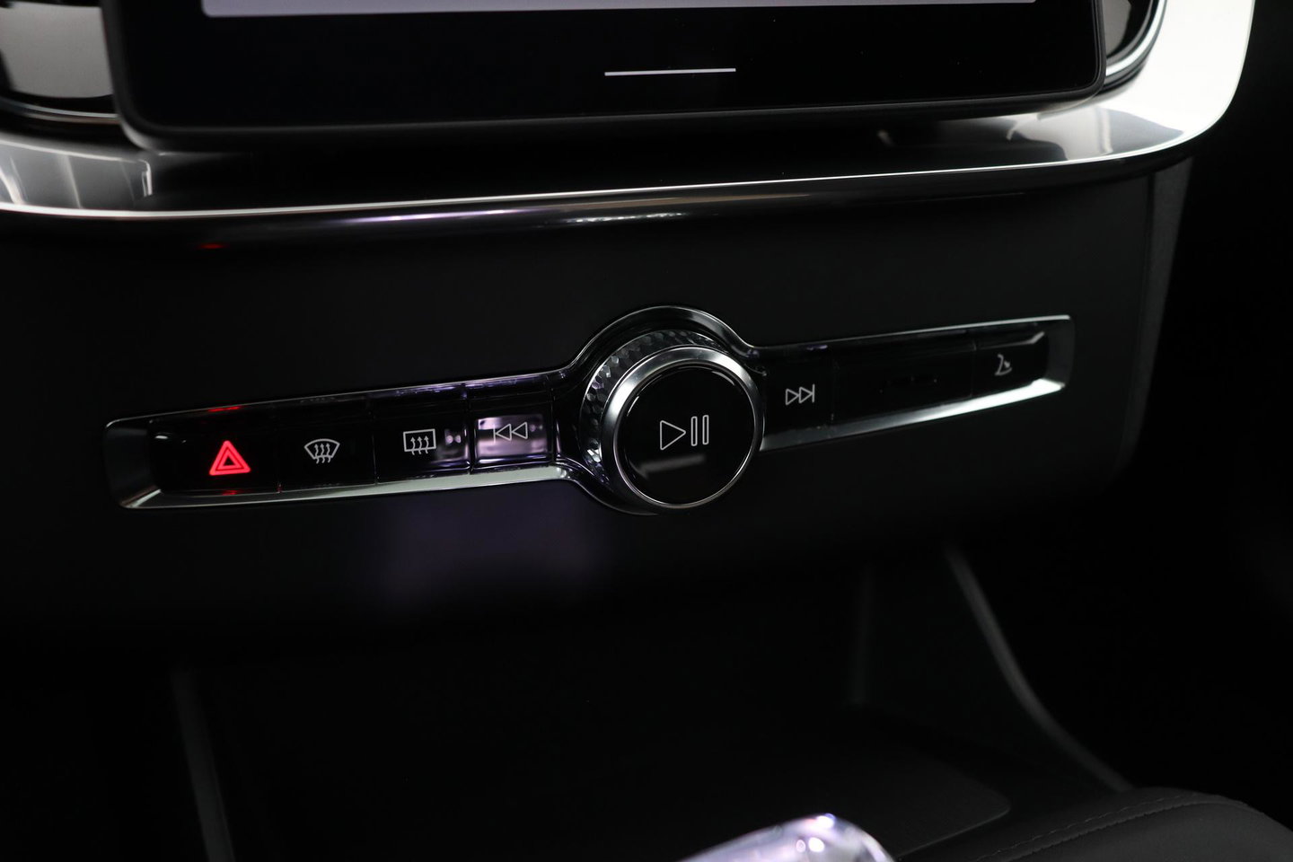 Volvo XC90 T8 Ultra Dark | Harman/Kardon | Trekhaak | Panoramadak | 360° Camera | Head-Up | Pilot Assist | 21 Inch
