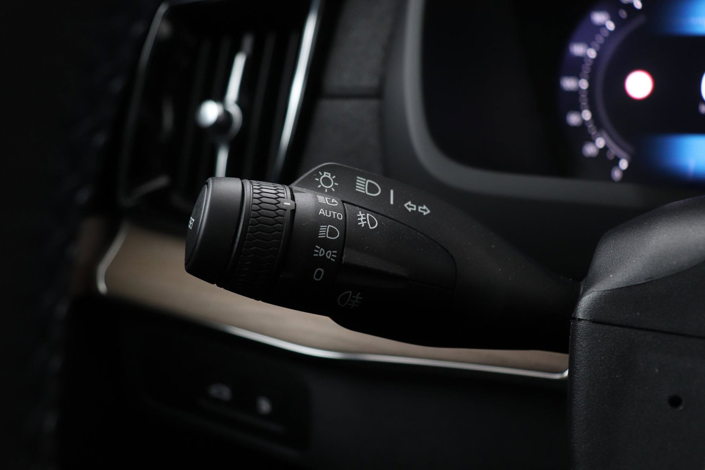 Volvo XC90 T8 Ultra Dark | Harman/Kardon | Trekhaak | Panoramadak | 360° Camera | Head-Up | Pilot Assist | 21 Inch