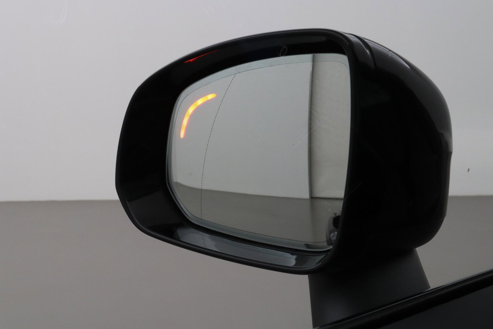 Volvo XC90 T8 Ultra Dark | Harman/Kardon | Trekhaak | Panoramadak | 360° Camera | Head-Up | Pilot Assist | 21 Inch
