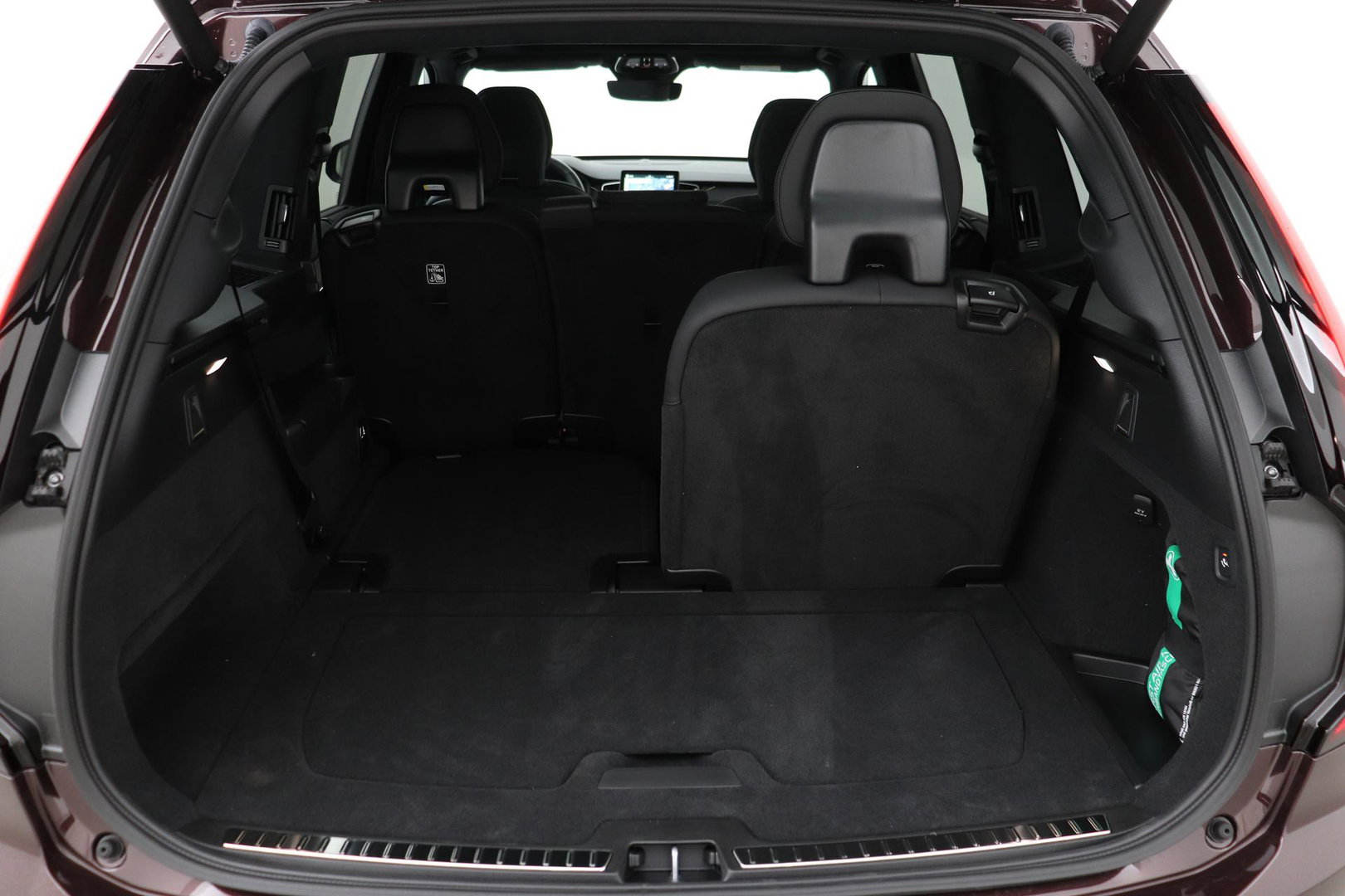 Volvo XC90 T8 Ultra Dark | Harman/Kardon | Trekhaak | Panoramadak | 360° Camera | Head-Up | Pilot Assist | 21 Inch
