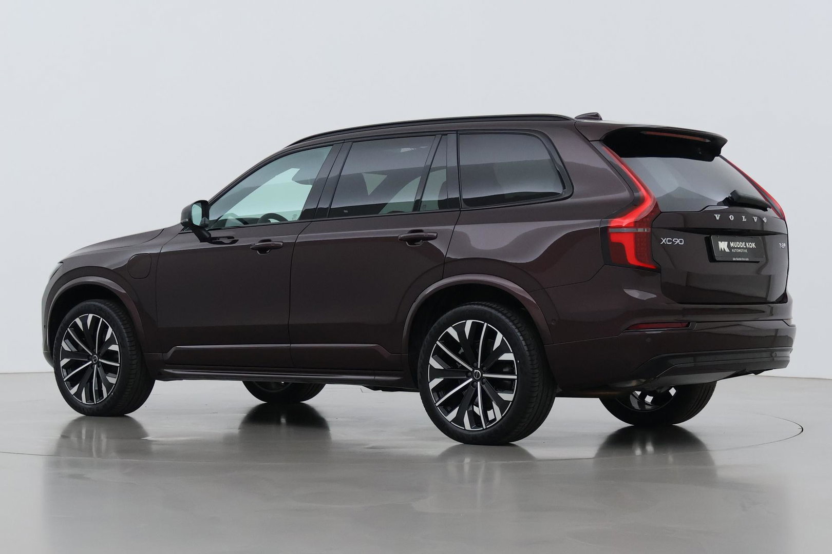 Volvo XC90 T8 Ultra Dark | Harman/Kardon | Trekhaak | Panoramadak | 360° Camera | Head-Up | Pilot Assist | 21 Inch