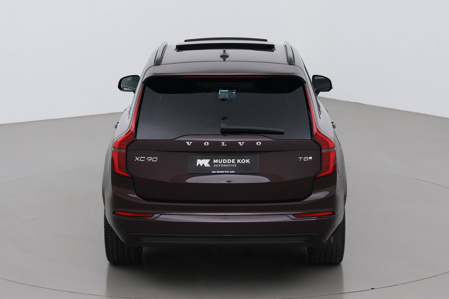 Volvo XC90 T8 Ultra Dark | Harman/Kardon | Trekhaak | Panoramadak | 360° Camera | Head-Up | Pilot Assist | 21 Inch