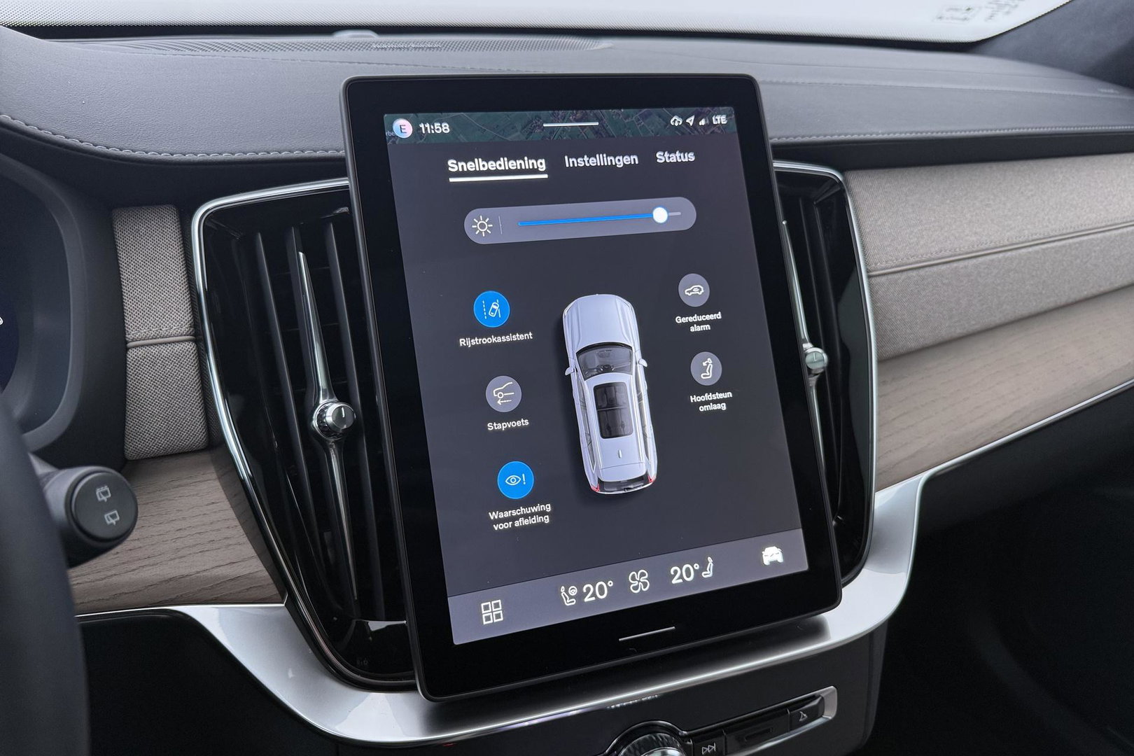 Volvo XC90 T8 Ultra Bright | Harman/Kardon | Trekhaak | Panoramadak | 360° Camera | Head-Up | ACC | 21 Inch