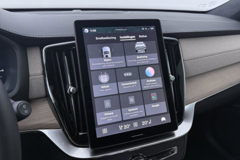 Volvo XC90 T8 Ultra Bright | Harman/Kardon | Trekhaak | Panoramadak | 360° Camera | Head-Up | ACC | 21 Inch