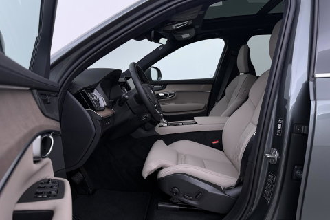Volvo XC90 T8 Ultra Bright | Harman/Kardon | Trekhaak | Panoramadak | 360° Camera | Head-Up | ACC | 21 Inch