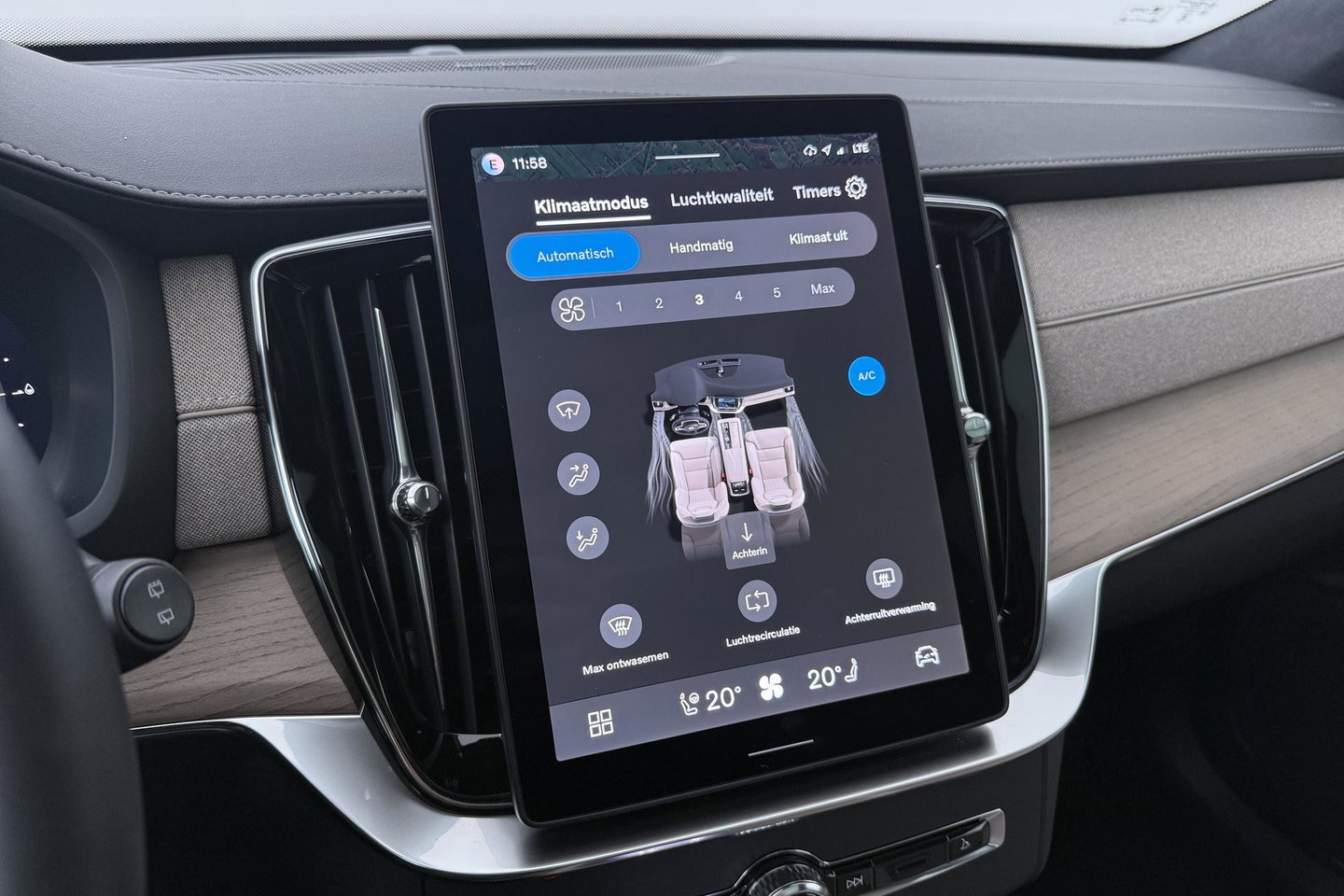 Volvo XC90 T8 Ultra Bright | Harman/Kardon | Trekhaak | Panoramadak | 360° Camera | Head-Up | ACC | 21 Inch