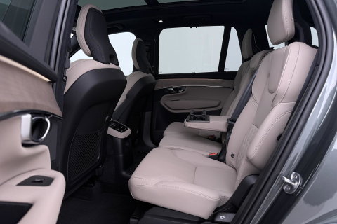Volvo XC90 T8 Ultra Bright | Harman/Kardon | Trekhaak | Panoramadak | 360° Camera | Head-Up | ACC | 21 Inch