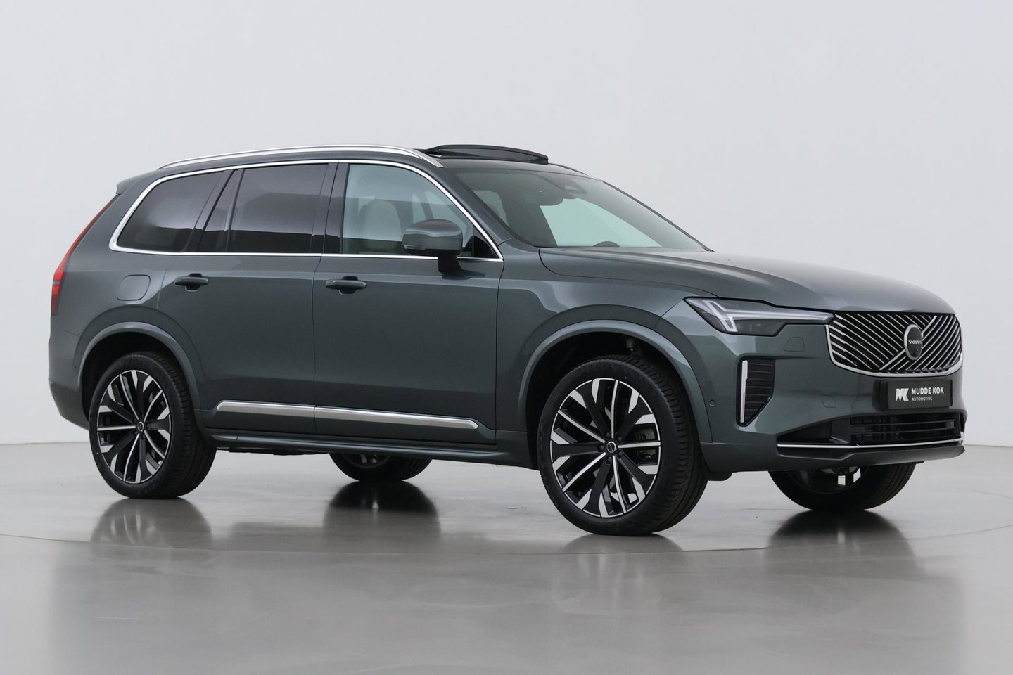 Volvo XC90 T8 Ultra Bright | Harman/Kardon | Trekhaak | Panoramadak | 360° Camera | Head-Up | ACC | 21 Inch