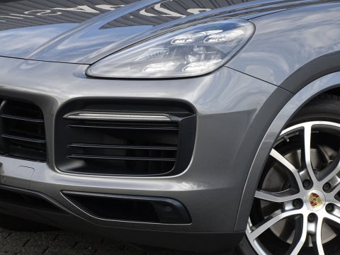 Porsche Cayenne 3.0 E-Hybrid 462PK / sportDesign / softclose / Bose / BTW / 360°