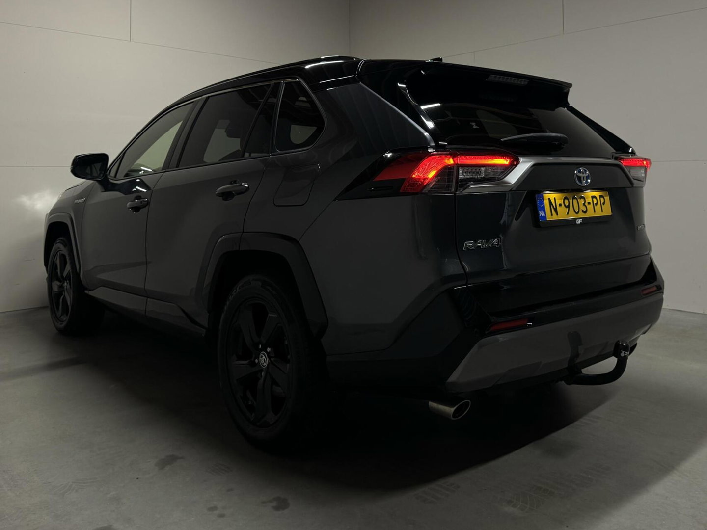 Toyota RAV4 2.5 Hybrid 4x2 Pano 360° CarPlay Trekhaak ACC