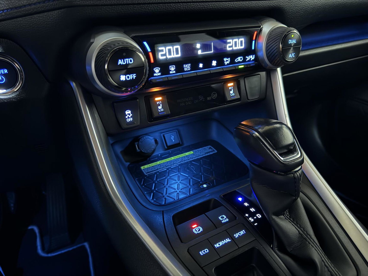 Toyota RAV4 2.5 Hybrid 4x2 Pano 360° CarPlay Trekhaak ACC