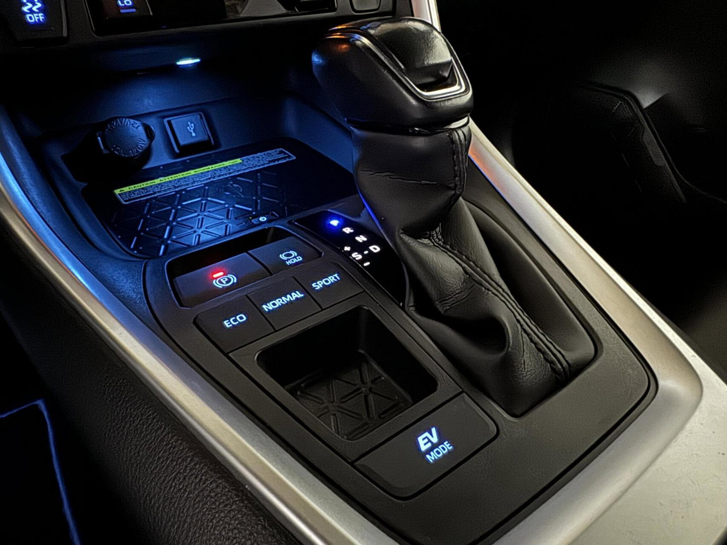 Toyota RAV4 2.5 Hybrid 4x2 Pano 360° CarPlay Trekhaak ACC