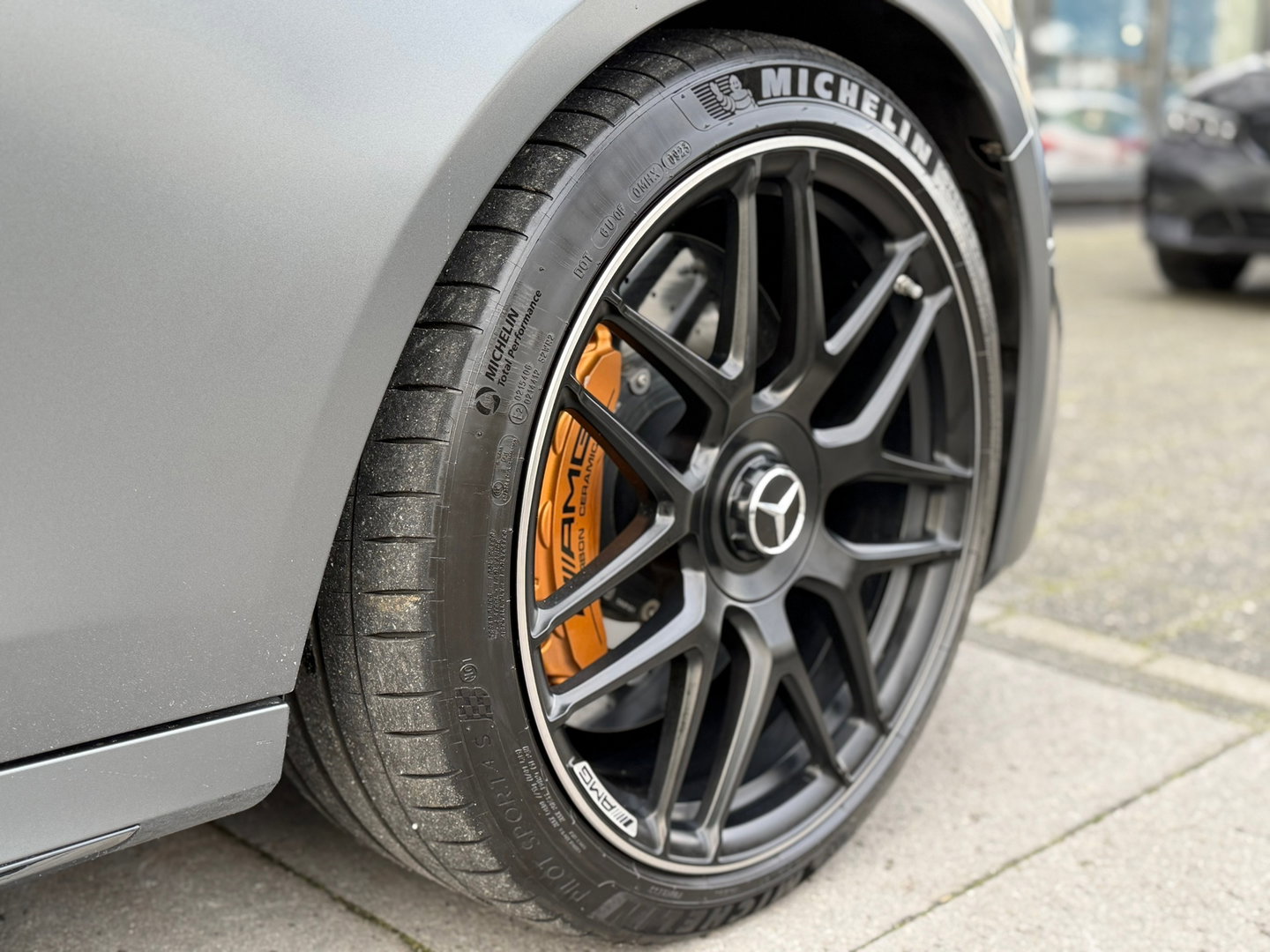 Mercedes-Benz E-Klasse Estate 63 S AMG 4MATIC+|Pano|Keramisch|Massage|Burmester|Head-Up|Memory|360Camera|Keyless|Leder|612PK