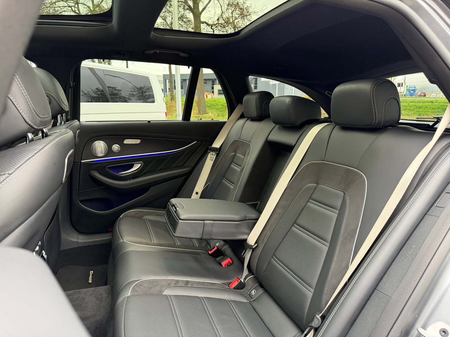 Mercedes-Benz E-Klasse Estate 63 S AMG 4MATIC+|Pano|Keramisch|Massage|Burmester|Head-Up|Memory|360Camera|Keyless|Leder|612PK