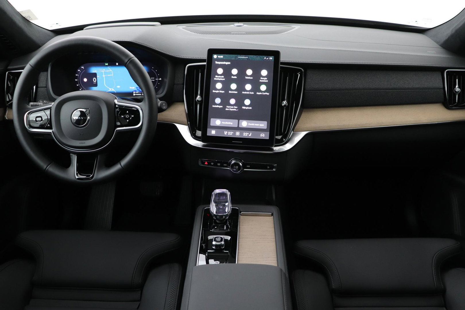 Volvo XC90 T8 Ultra Dark | Harman/Kardon | Trekhaak | Panoramadak | 360° Camera | Head-Up | Pilot Assist | 21 Inch